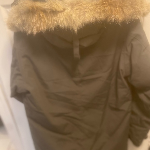 Canada Goose Victoria parka (Grey) Womens size Medium - Picture 6 of 14